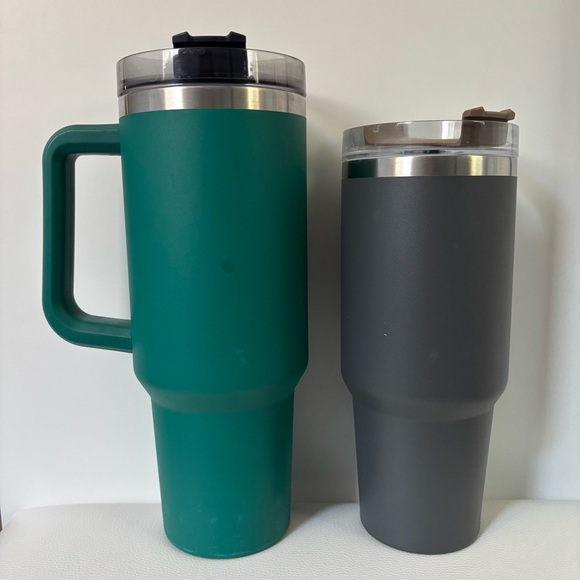 2 Stanley Tumblers 40oz & 30oz - Picture 3 of 7